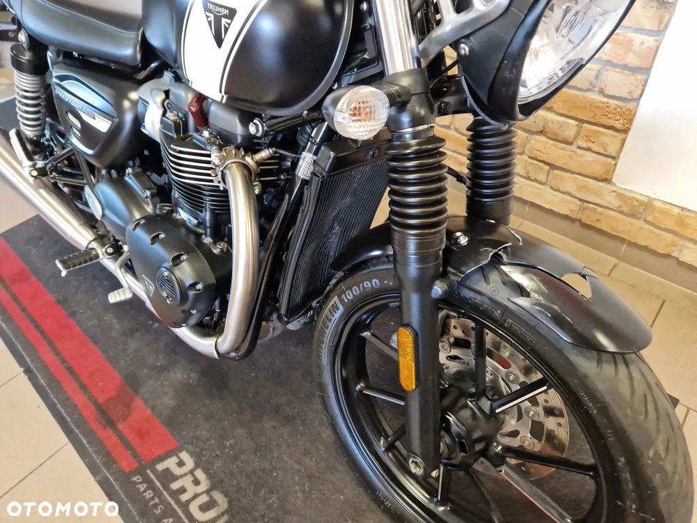 Triumph Speed Twin - 35
