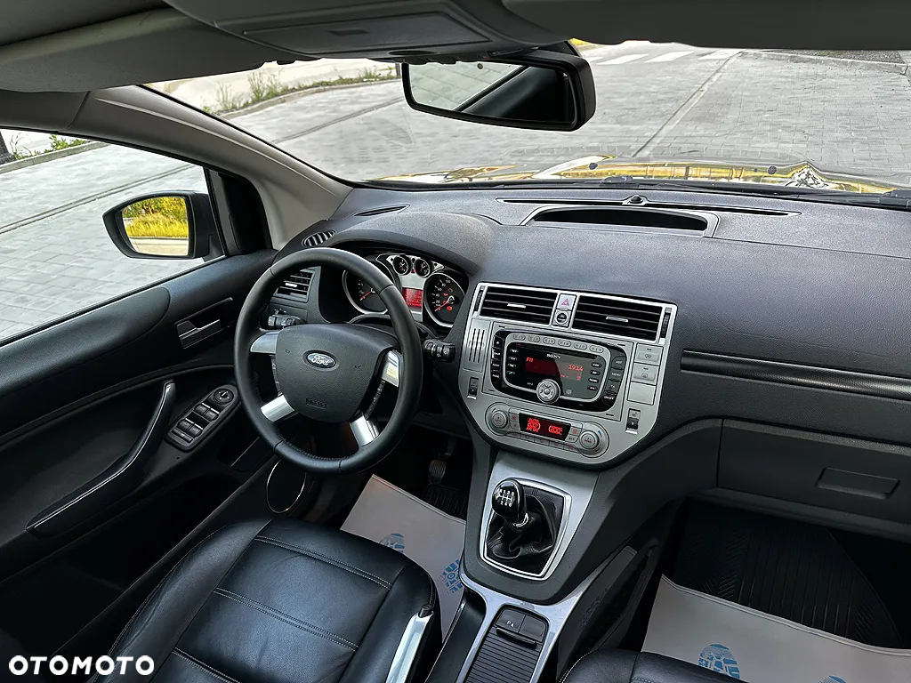 Ford Kuga 2.0 TDCi 4x4 Titanium - 14