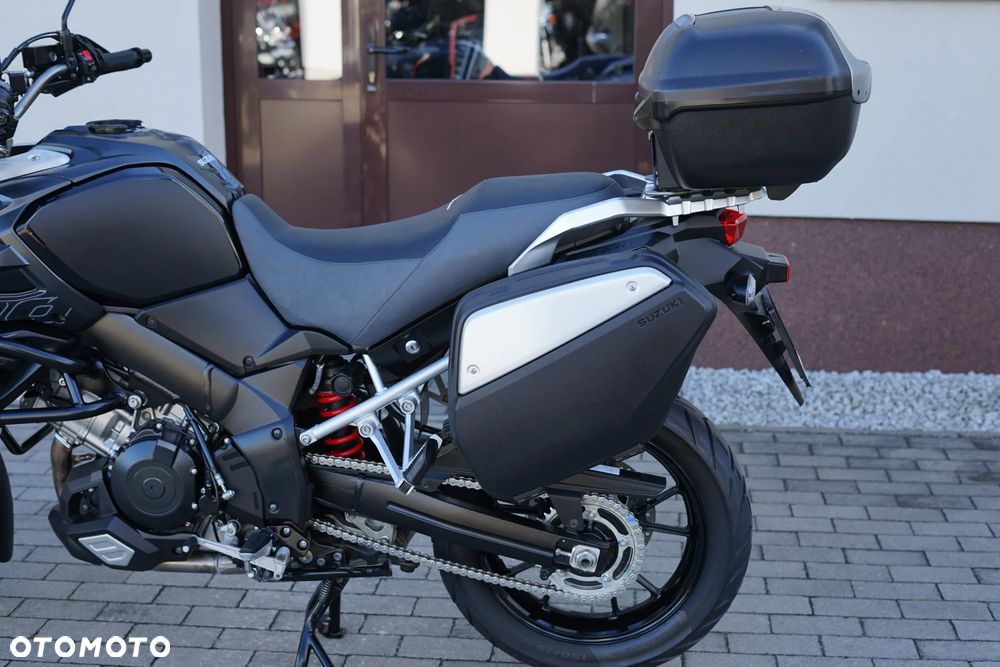 Suzuki DL - 22