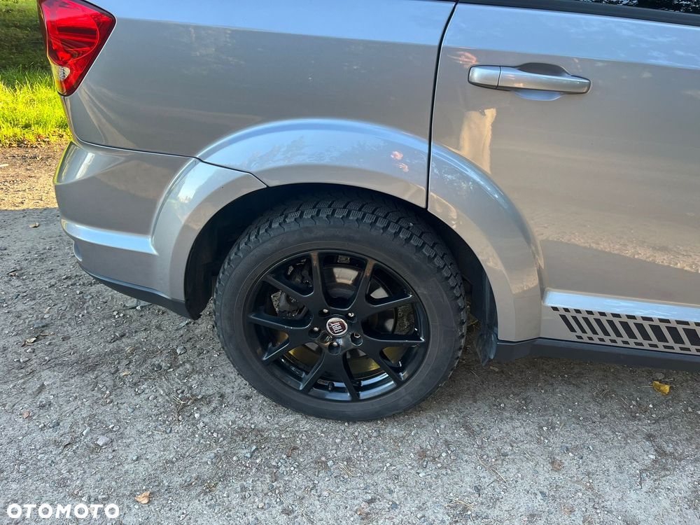 Fiat Freemont 2.0 Multijet Black Code AWD - 17