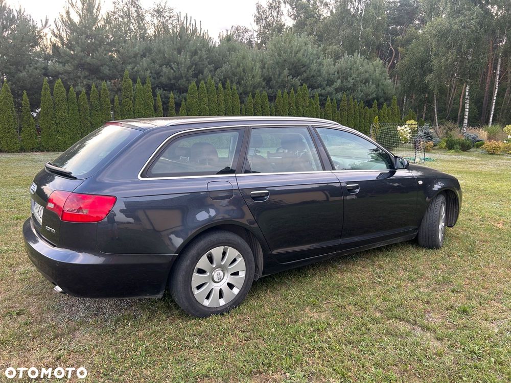 Audi A6 Avant - 4