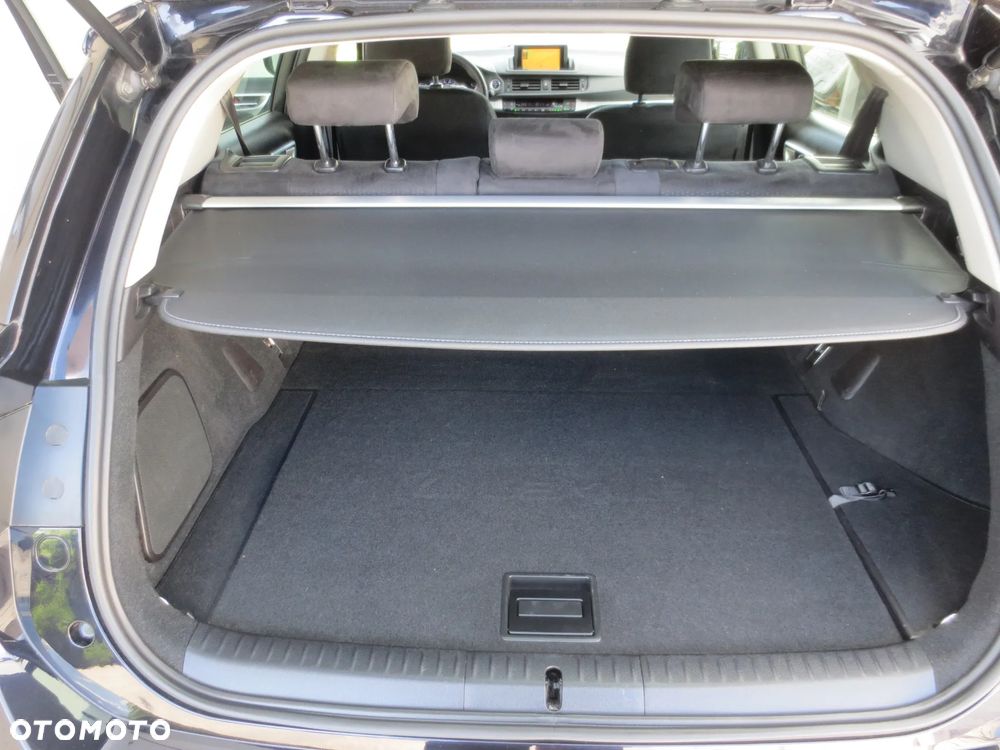 Lexus CT 200h Eco / Elite - 9