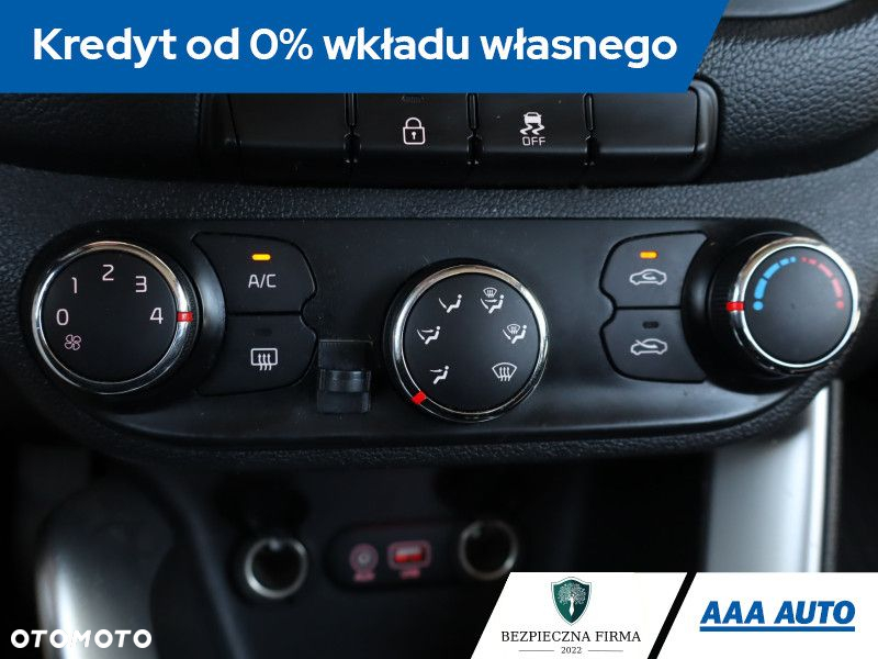 Kia Ceed - 13