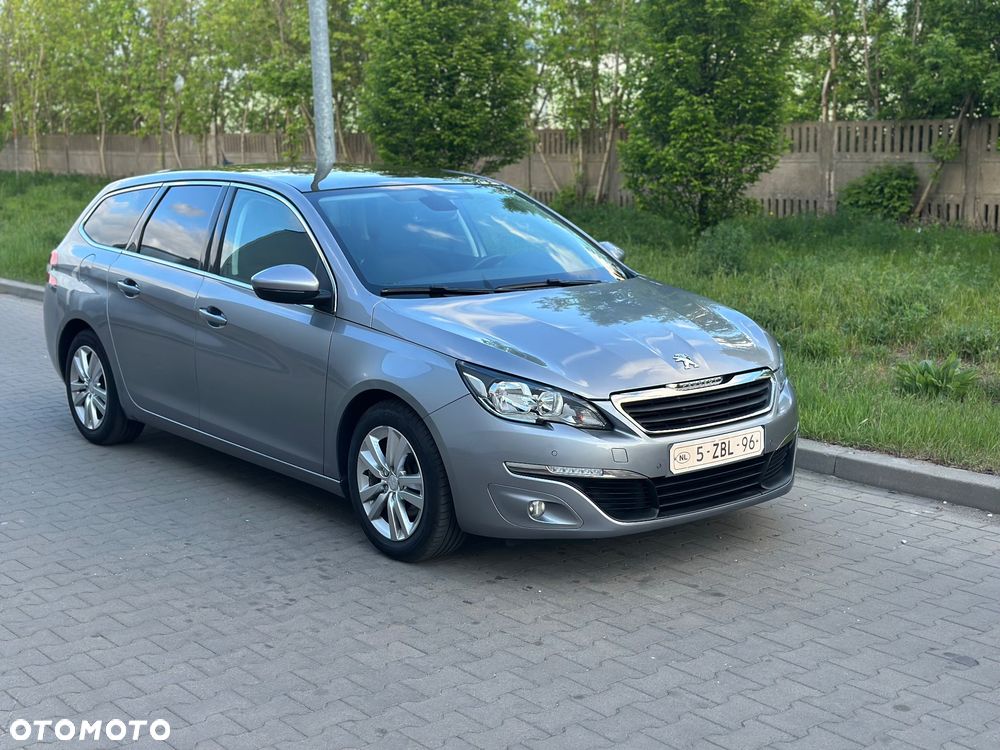 Peugeot 308 1.6 e-HDi Style STT - 2