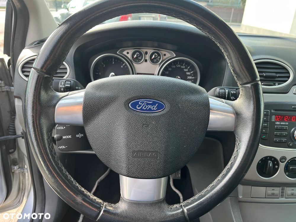 Ford Focus - 24