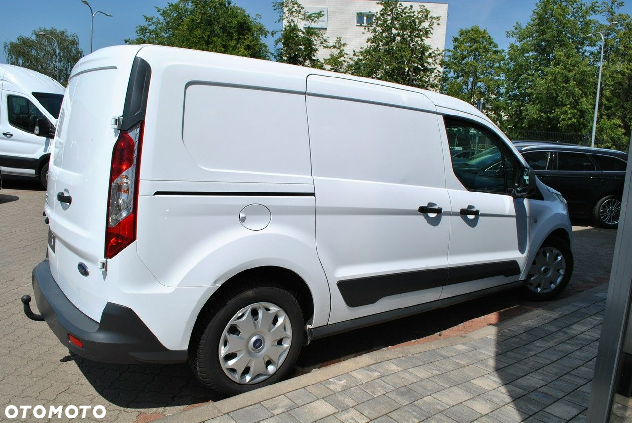 Ford Transit Connect - 9
