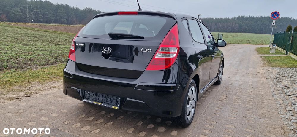 Hyundai i30 i30cw 1.4 UEFA EURO 2012 Edition - 18