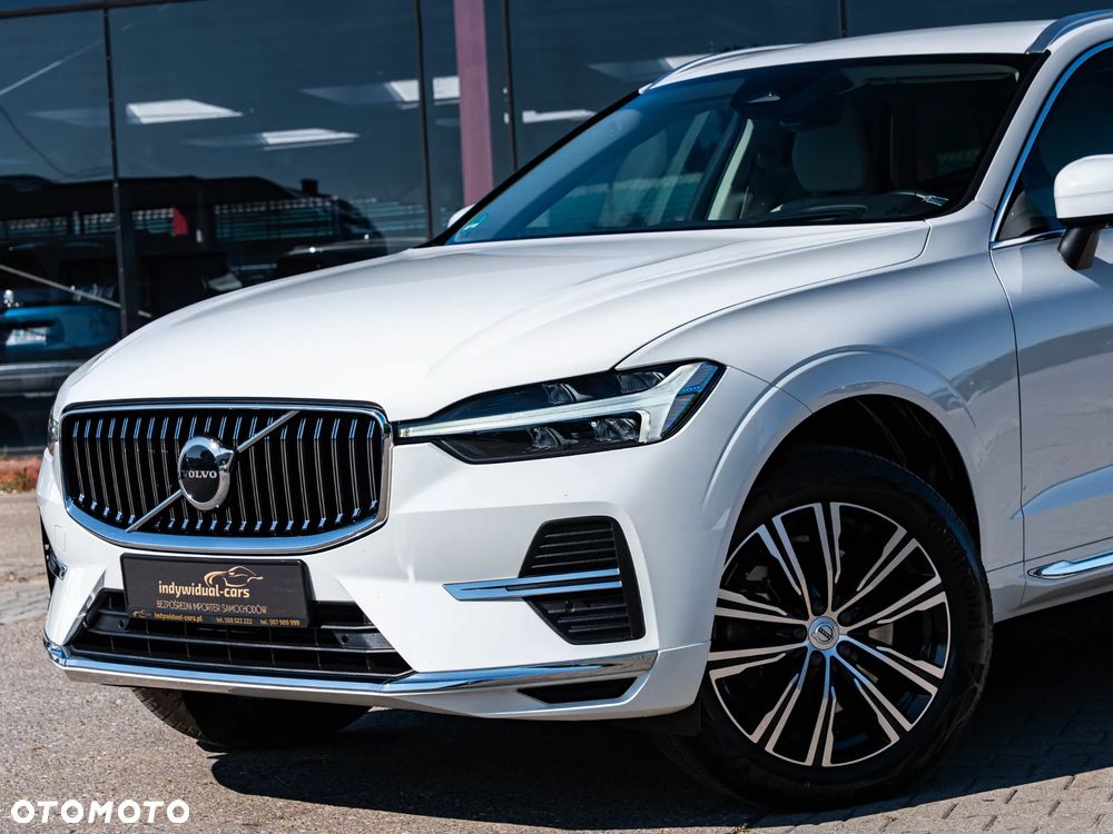 Volvo XC 60 B4 D AWD Ultimate Bright - 8