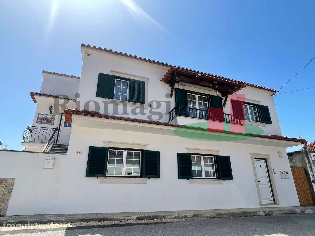 Moradia T5 com Logradouro, Terraço e Anexo em Correias - Outeiro da... - Grande imagem: 4/39