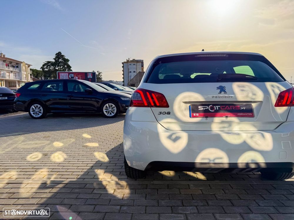 Peugeot 308 1.5 BlueHDi Business Line - 25