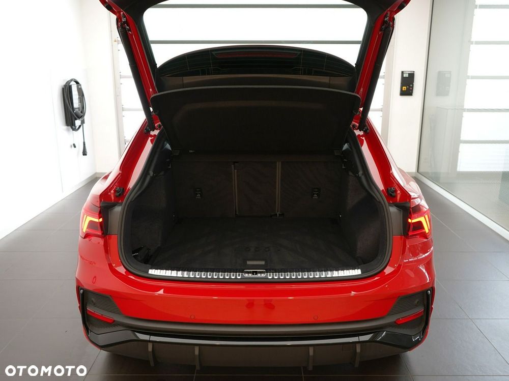 Audi Q3 Sportback - 10