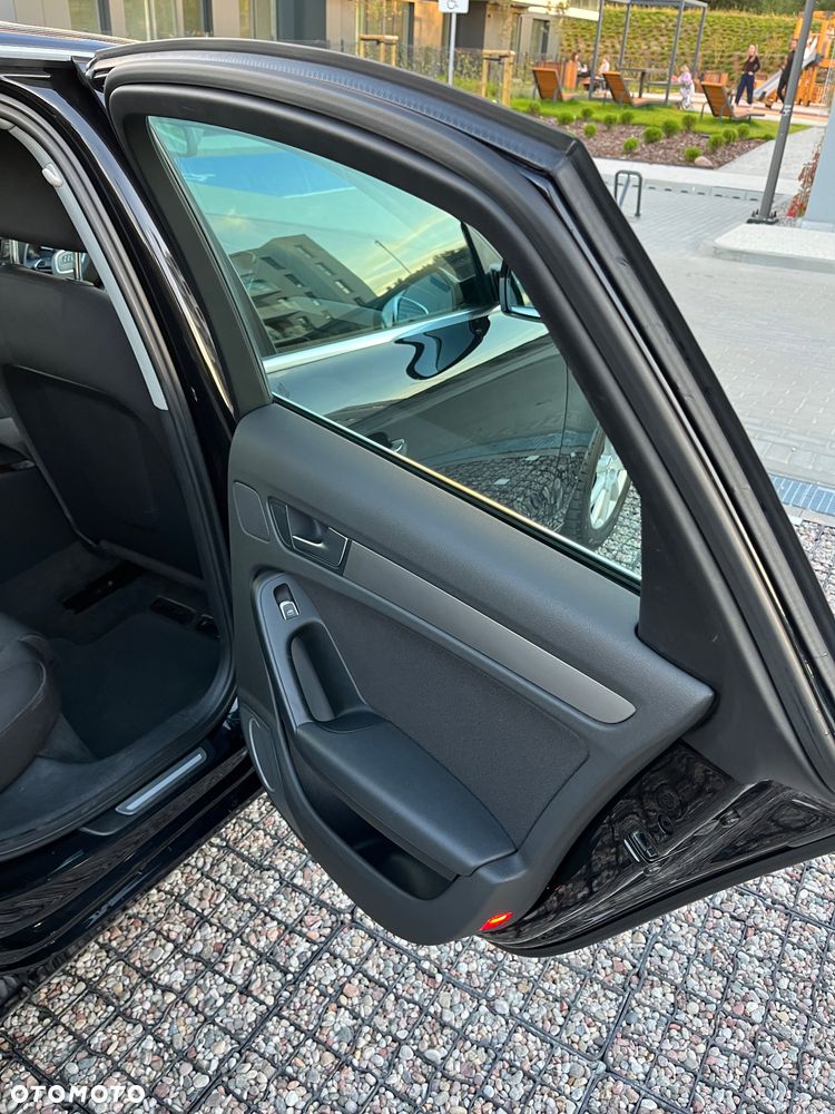 Audi A4 Limousine - 35