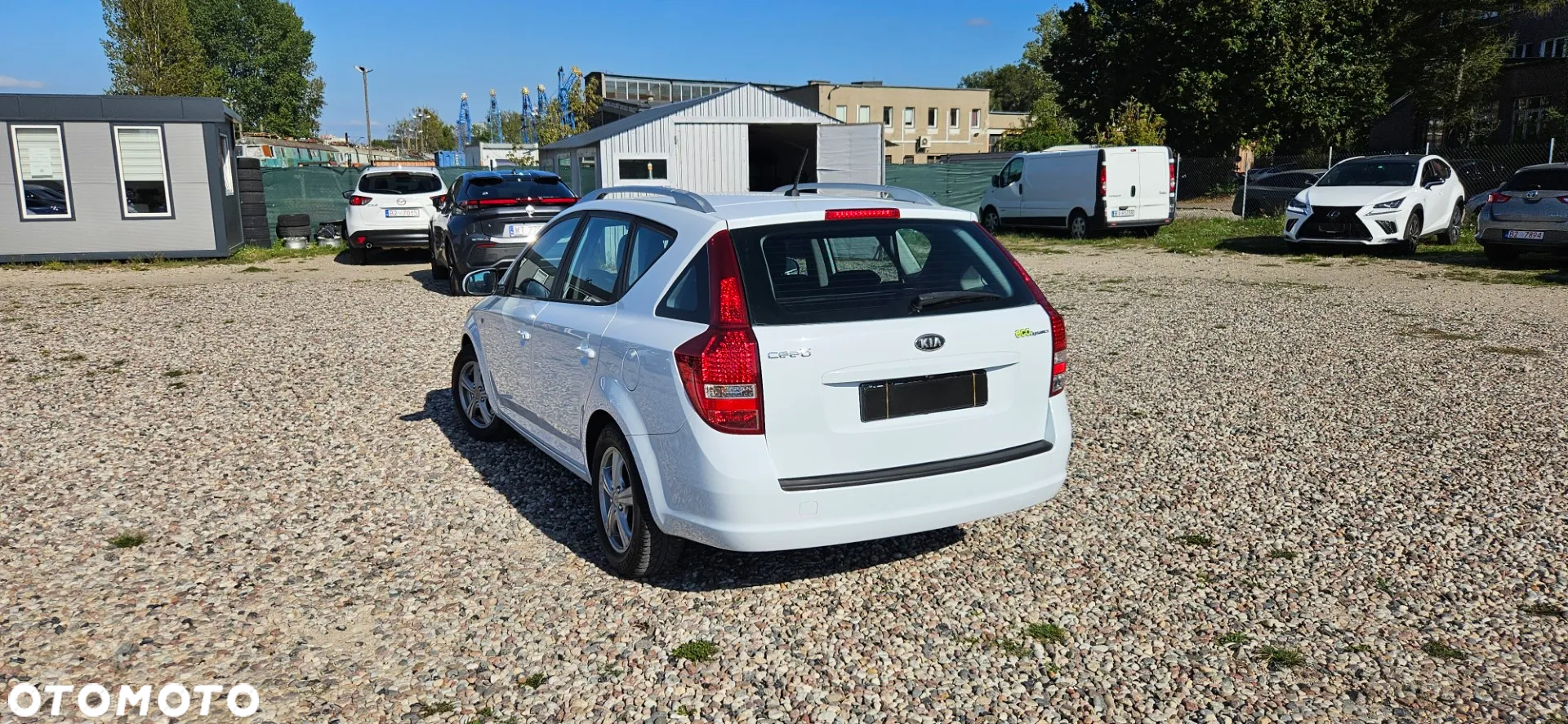 Kia Ceed 1.6 CRDi 90 ISG Spirit - 8