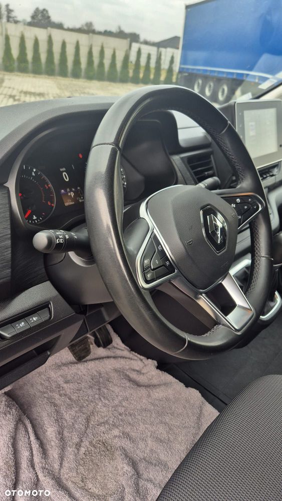 Renault Trafic - 12