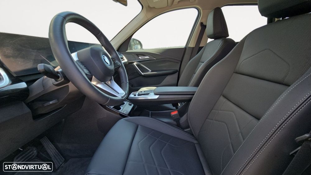 BMW iX1 eDrive20 xLine - 3