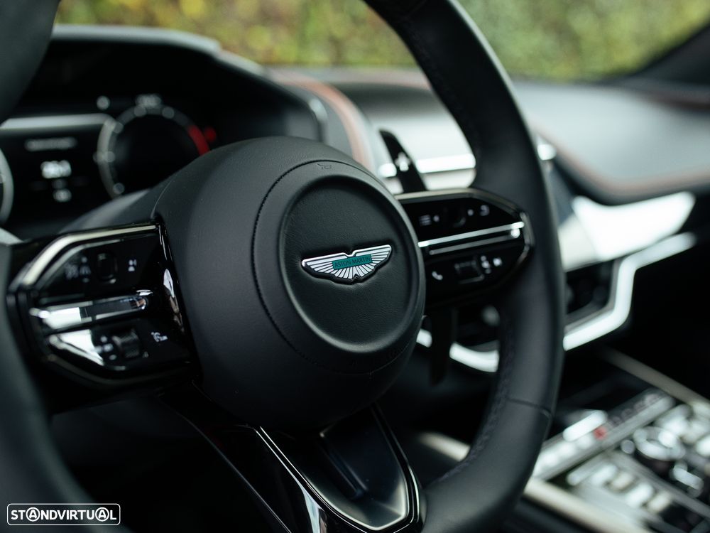 Aston Martin DBX 707 - 34