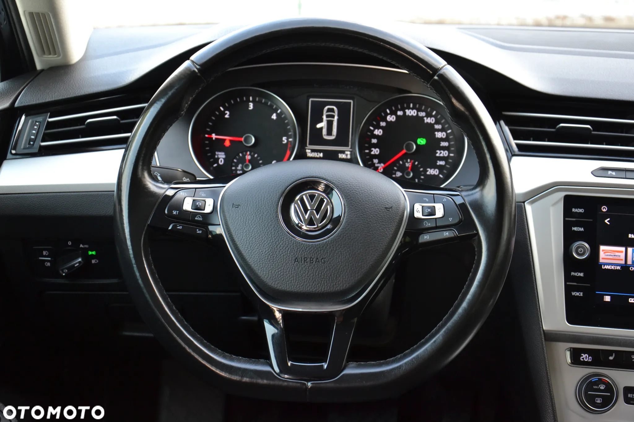 Volkswagen Passat Variant 2.0 TDI DSG (BlueMotion Technology) Comfortline - 30