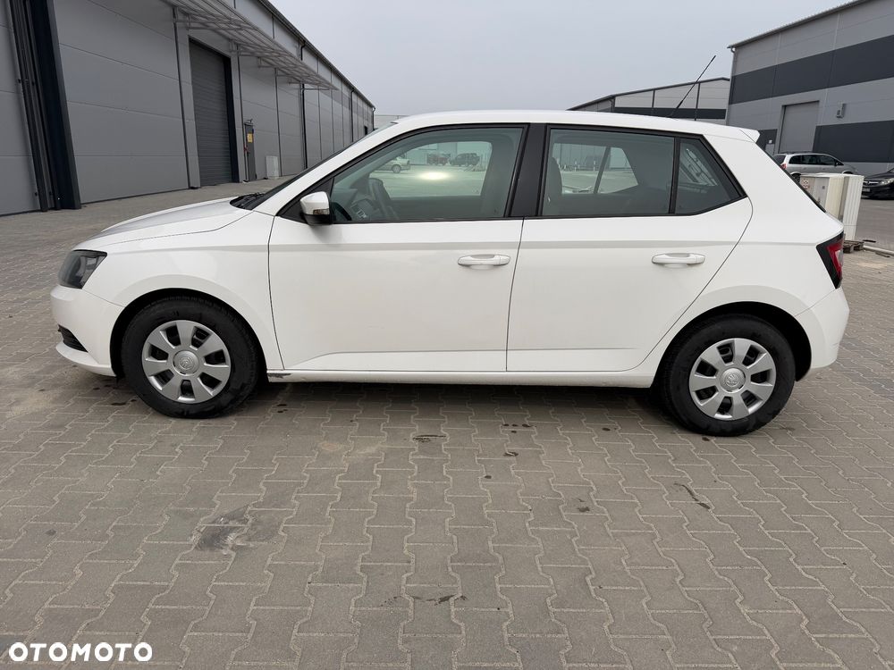 Skoda Fabia 1.2 TSI Active - 4