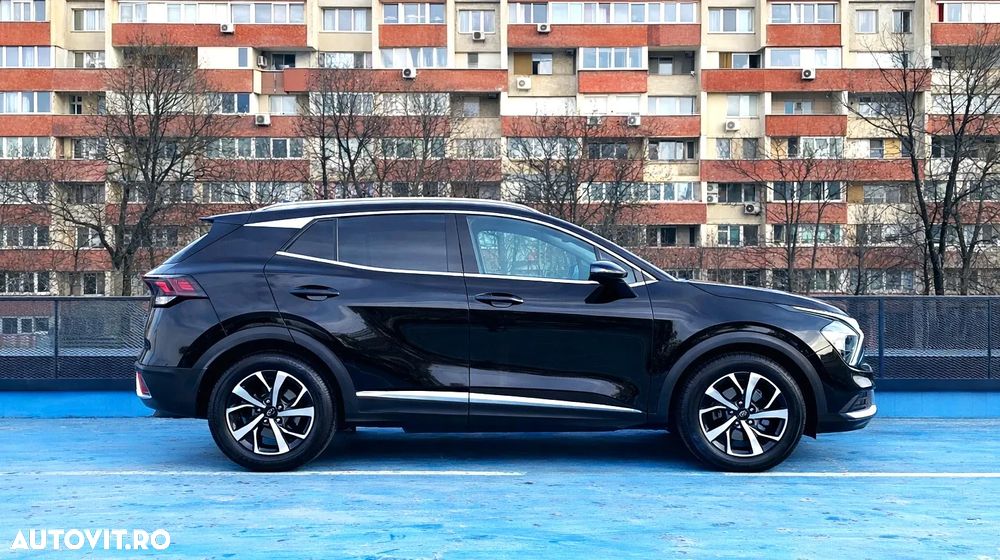 Kia Sportage 1.6 T-GDI HEV 6AT 4x2 Business Line - 3