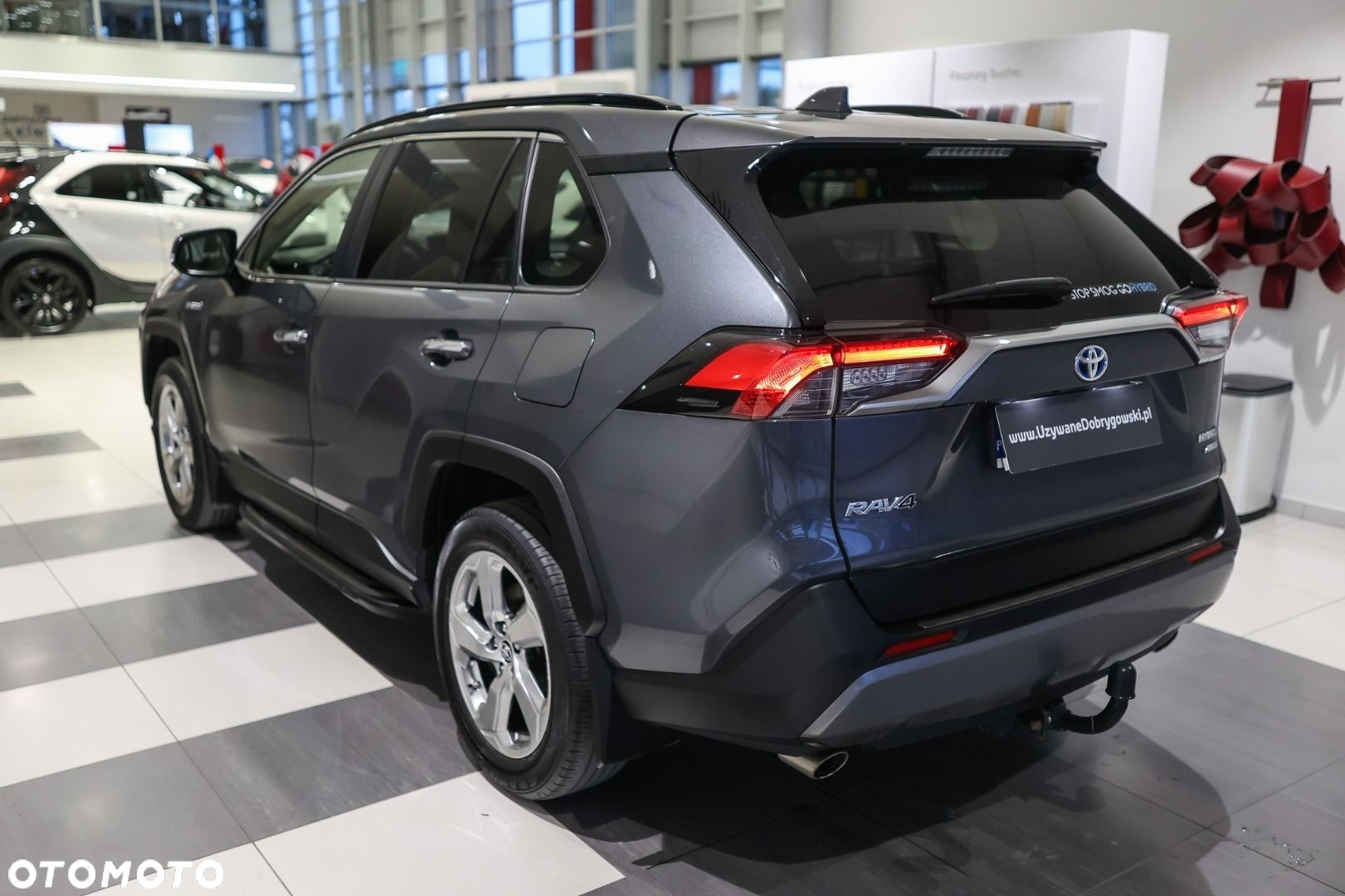 Toyota RAV4 - 6