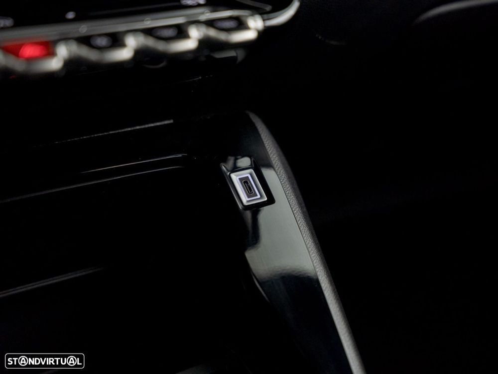 Peugeot 2008 1.2 PureTech Style - 25