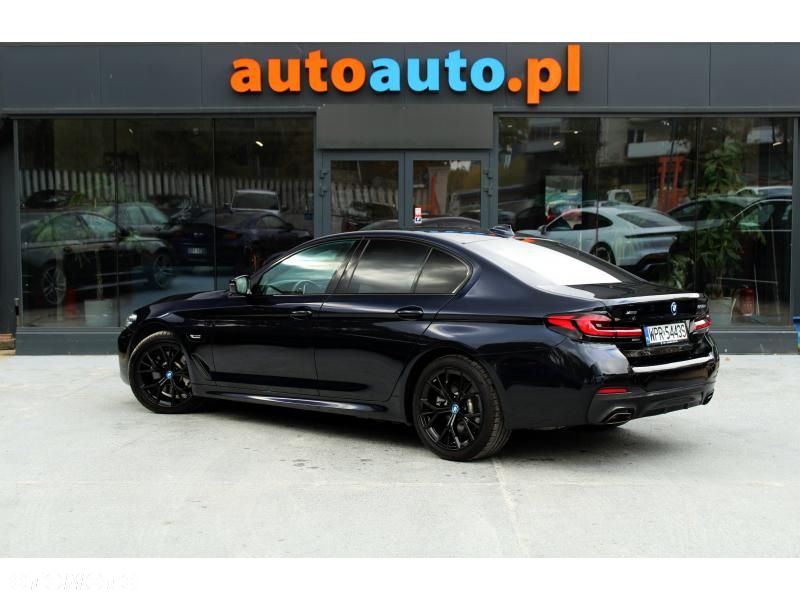 BMW Seria 5 530e xDrive sport - 5