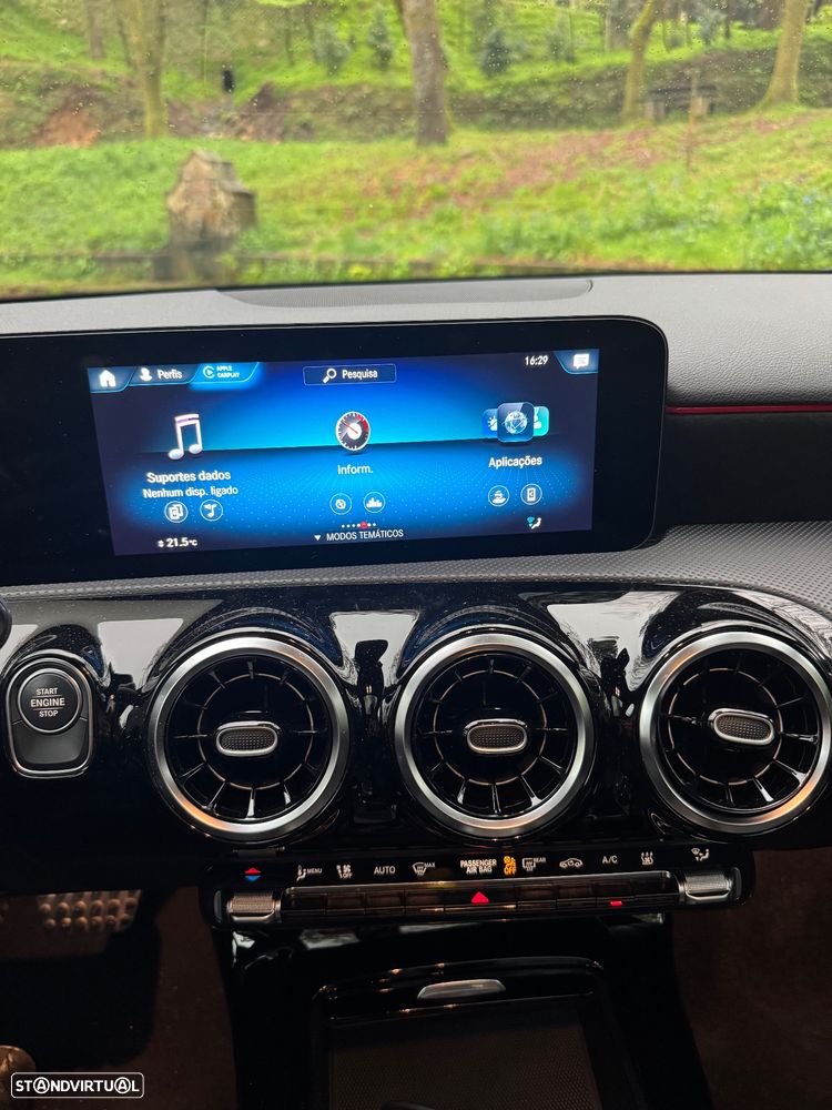 Mercedes-Benz A 250 e 8G-DCT Edition AMG Line - 29