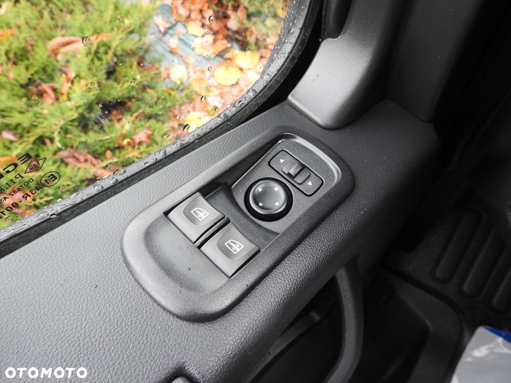 Opel MOVANO FURGON CHŁODNIA 0*C TEMPOMAT KLIMATYZACJA LEDY  136KM - 28