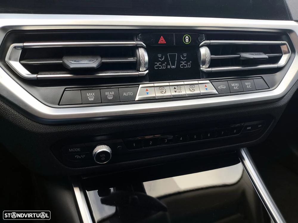 BMW 320 d Line Sport Auto - 21