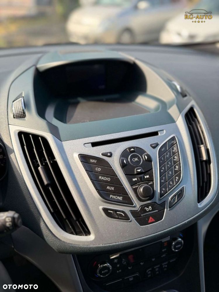 Ford Grand C-MAX - 31