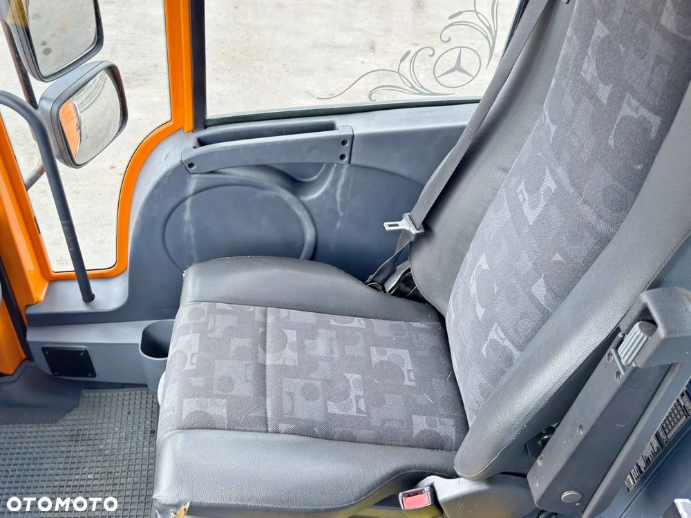 Mercedes-Benz UNIMOG V 400 * Wywrotka 2,40 * 4x4 * STAN BDB - 8