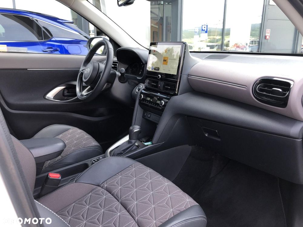 Toyota Yaris Cross Hybrid 1.5 Executive AWD - 21