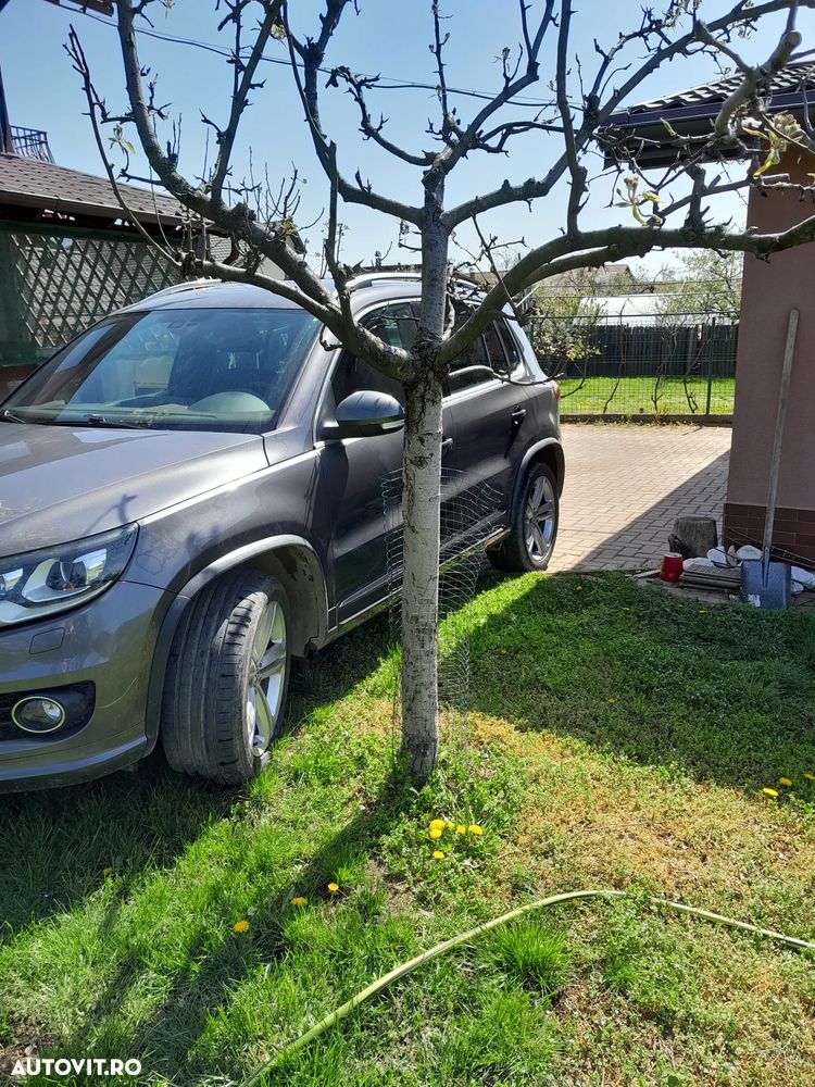 Volkswagen Tiguan 2.0 TDI 4Motion BMT Sport & Style - 2