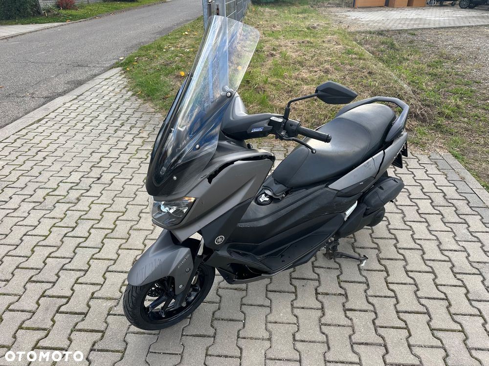 Yamaha NMAX - 8
