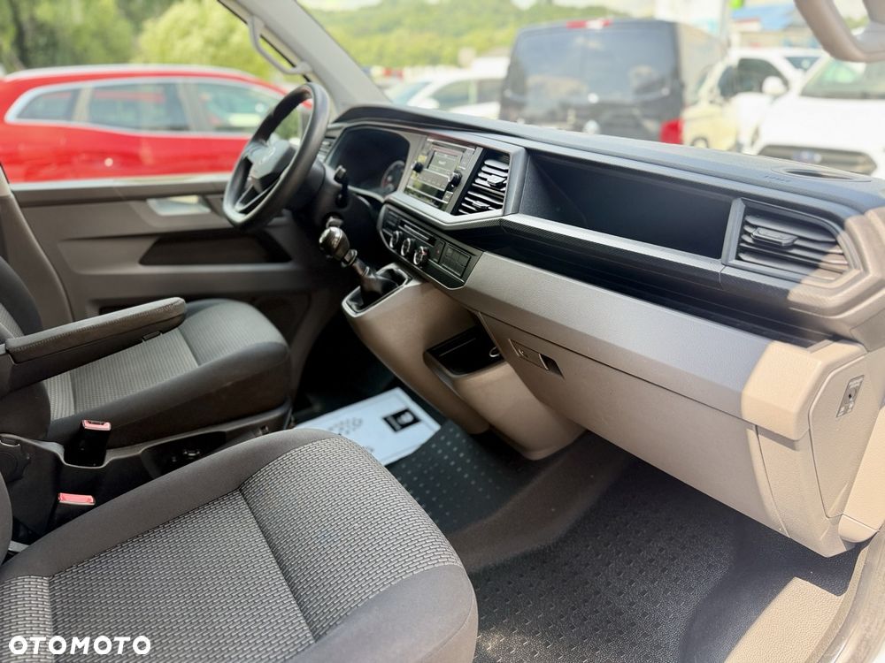 Volkswagen Transporter - 22