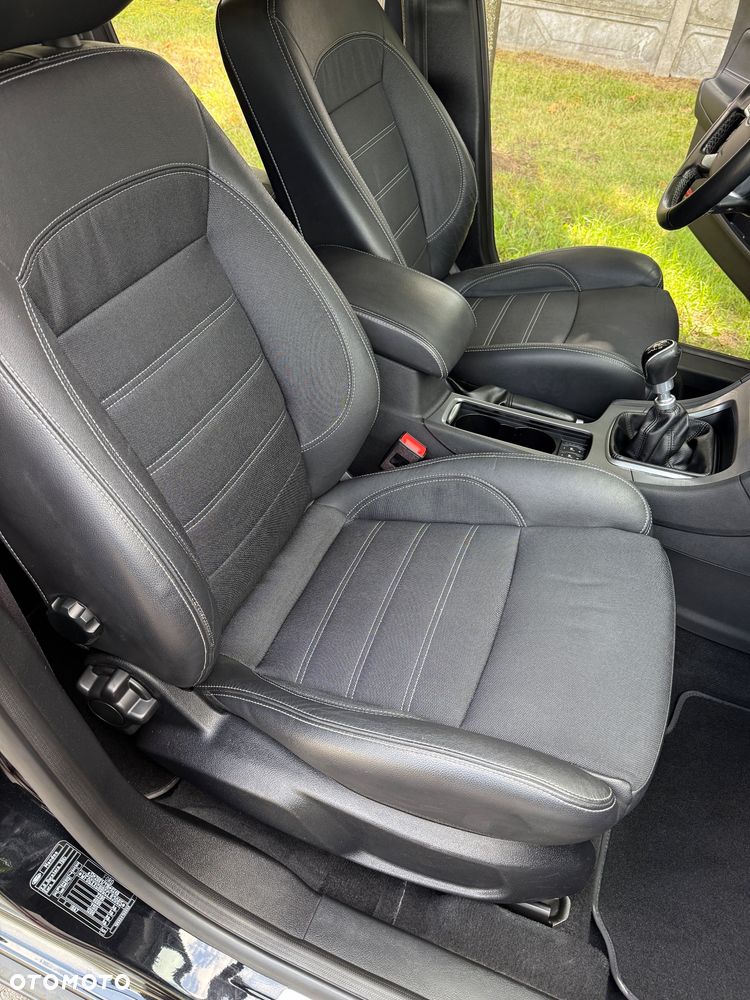 Ford Mondeo - 23