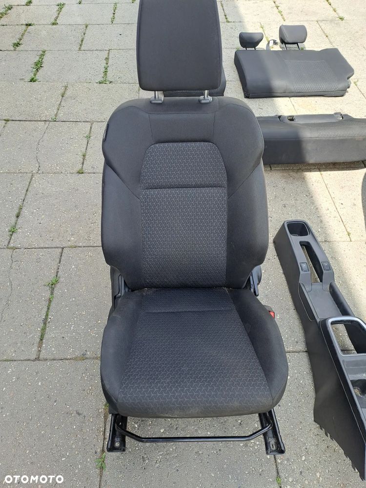 Suzuki Swift MK8 5D komplet foteli podgrzewanych boczki EU - 3