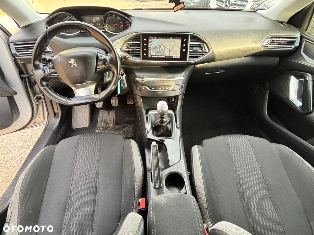 Peugeot 308 - 28