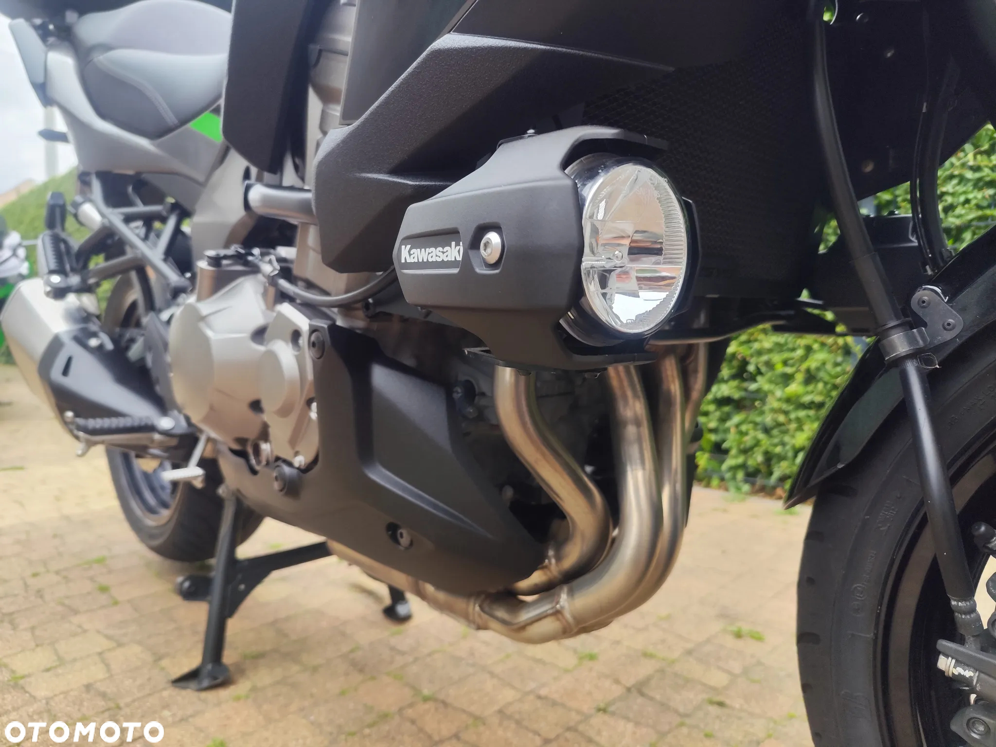 Kawasaki Versys 1000 - 11