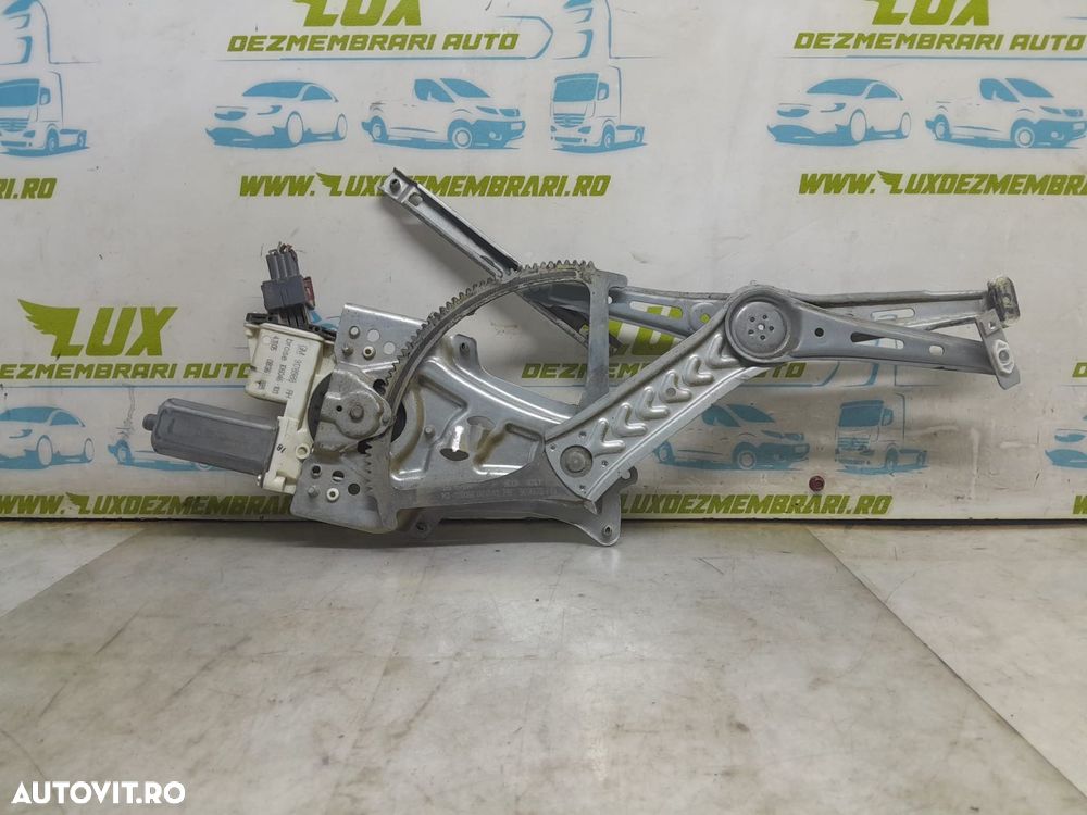 Macara geam dreapta fata 0130822012 Opel Vectra C [2002 - 2005] - 2