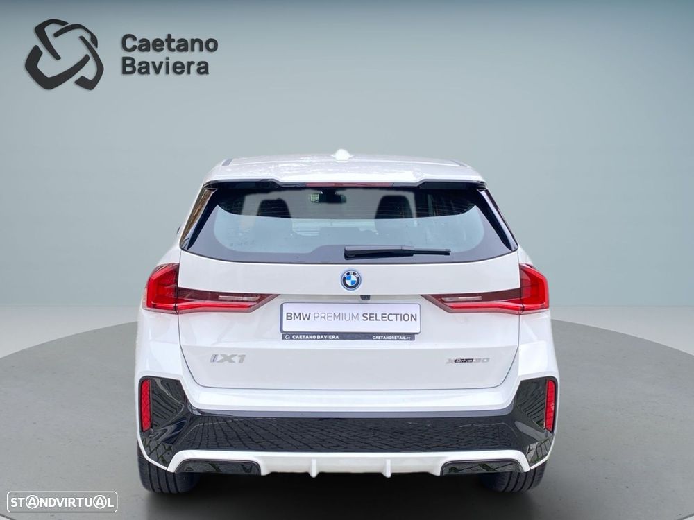 BMW iX1 xDrive30 Pack Desportivo M - 23