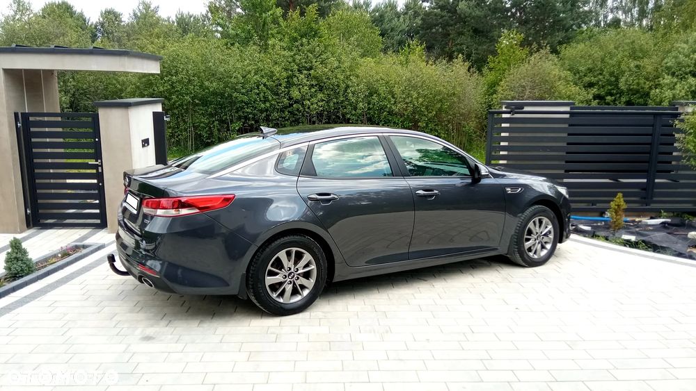 Kia Optima - 13