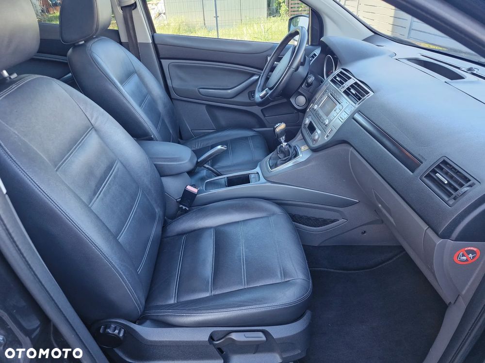 Ford Kuga 2.0 TDCi Titanium - 10