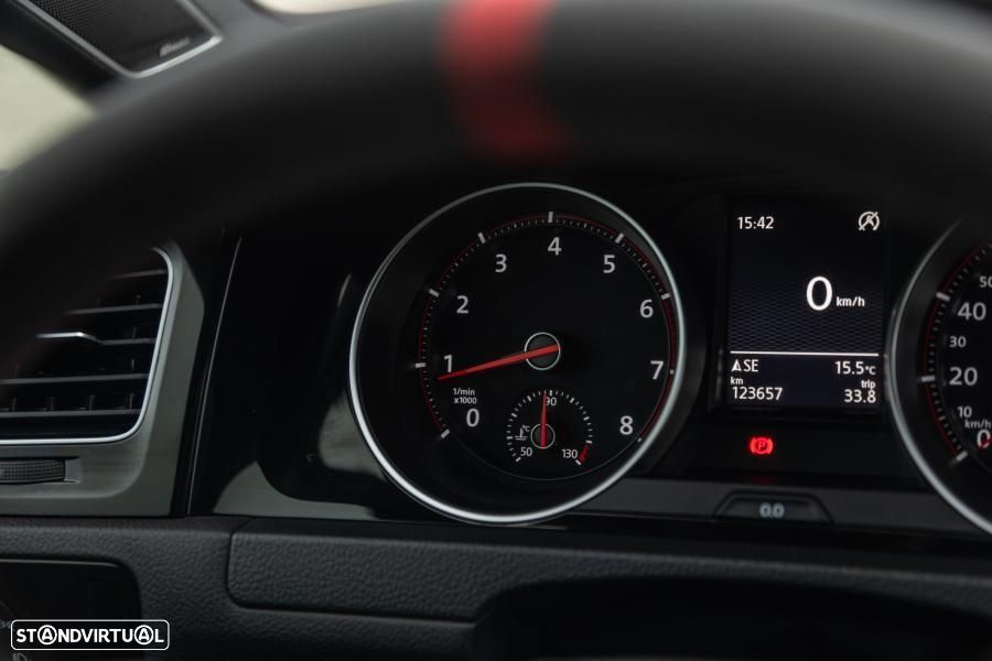 VW Golf GTI Clubsport DSG - 33