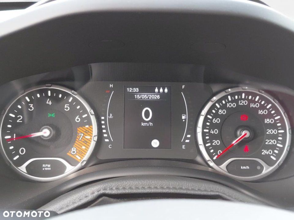 Jeep Renegade - 24