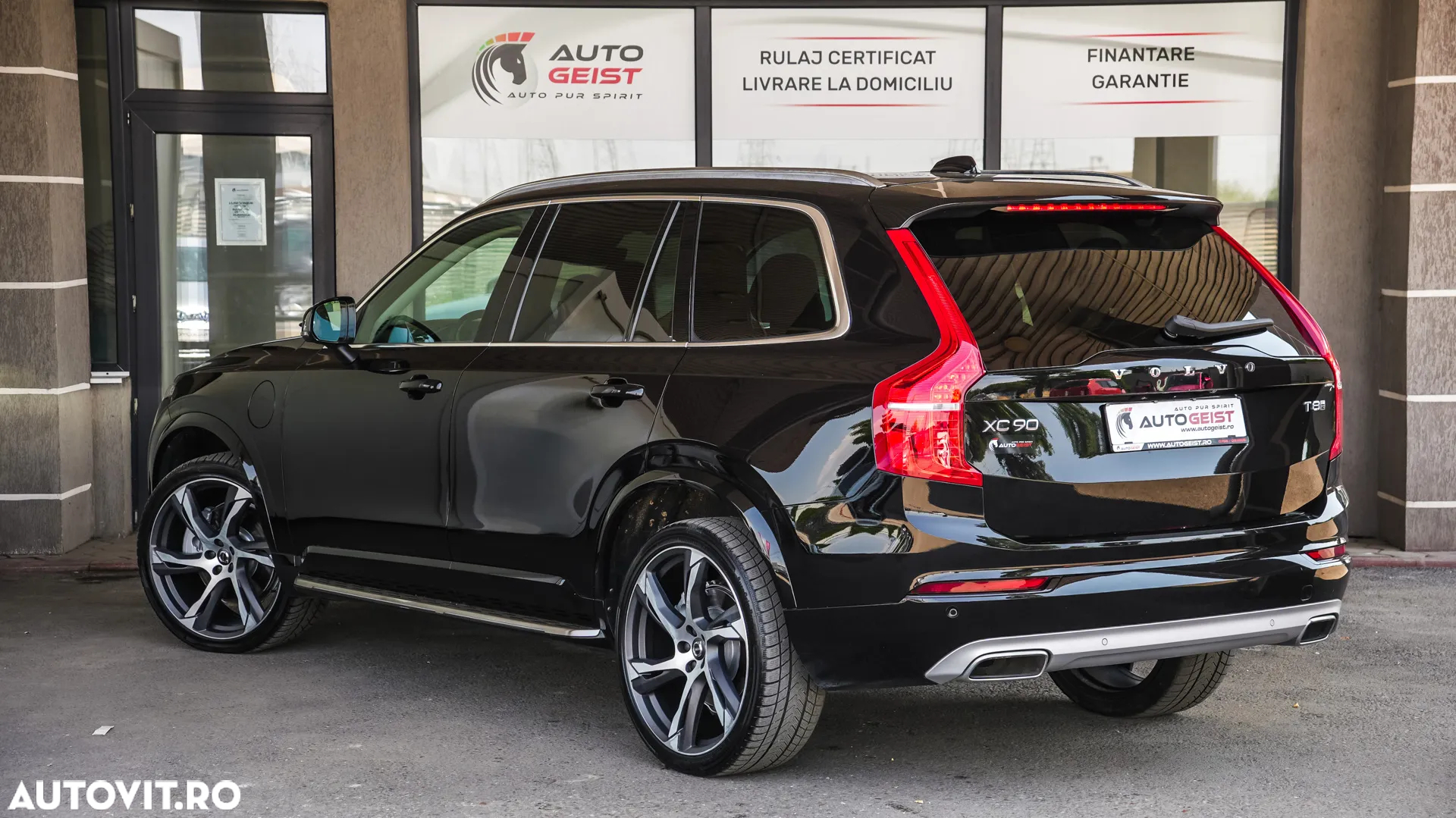 Volvo XC 90 T8 AWD Twin Engine Geartronic Momentum - 8