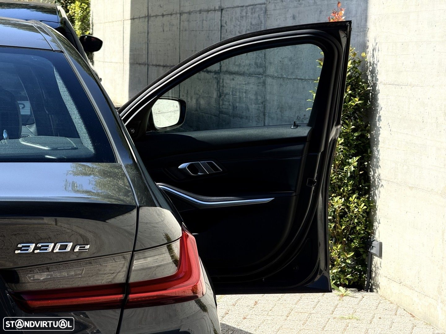 BMW 330 e Pack M Auto - 32