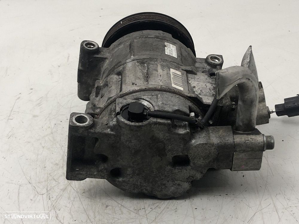Compressor de ar condicionado Usado AUDI A6 (4B2, C5) 2.5 TDI | 07.97 - 01.05 RE... - 5