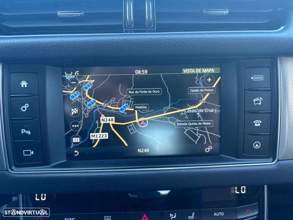 Jaguar XF 2.0 D Prestige Aut. - 35