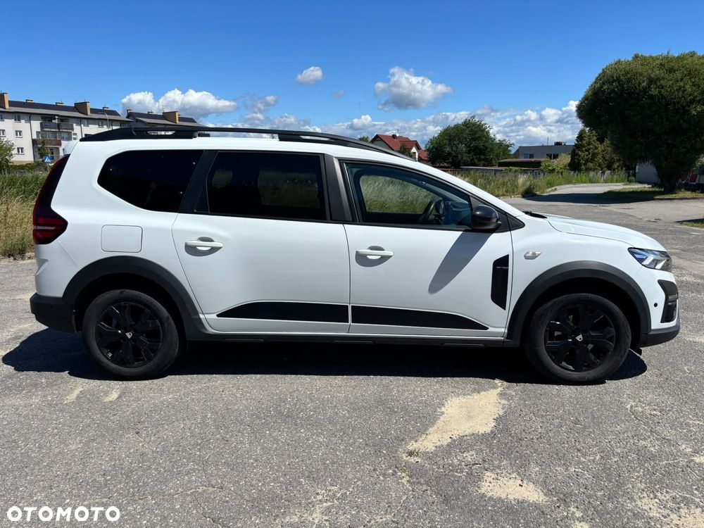 Dacia Jogger 1.0 TCe SL Extreme 7os - 9